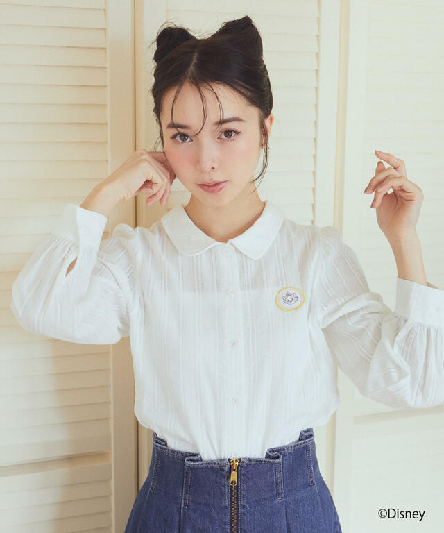 Marieワッペンブラウス 4,999円｜ディズニー キャッツ コレクション｜earth music&ecology