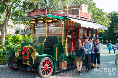 ディズニー クリスマス16 女子必見 小腹が空いた時に大満足出来る 限定 食べ歩きスイーツ4選 写真 19 21 ディズニー特集 ウレぴあ総研