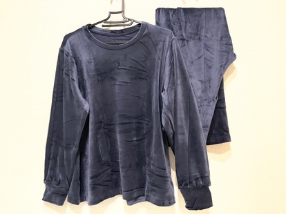 UNIQLO（ストレッチ ・ ルームウェア）のフリマアイテム一覧 新品ユニクロ ウルトラストレッチスムースセット 3XL