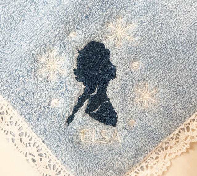 レース付きハンドタオル（エルサ）｜1,200円