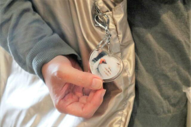 【セリア オリジナルフォトインキーホルダー】トートバッグのファスナーにマズル