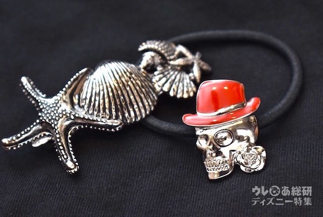 「パイレーツ・トレジャー」で購入した海賊風ヘアアクセ。