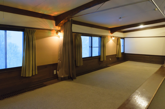 和田小屋の宿泊スペース｜かぐらスキー場