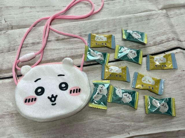 【キャラぱふぇ　Vol.99　2023年11-12月号付録】個包装のキャンディは10個入りました！