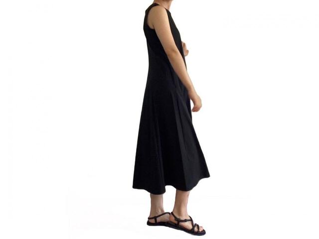 【UNIQLO ウルトラストレッチエアリズムワンピース】163cmでMサイズ着用