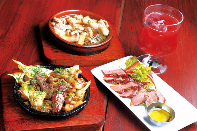 【福島】肉食酒場 Pero　牛ハラミときのこの鉄板焼　580円