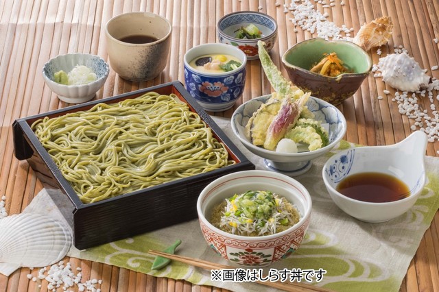 めかぶそばと夏野菜天ぷら膳[しらす丼]