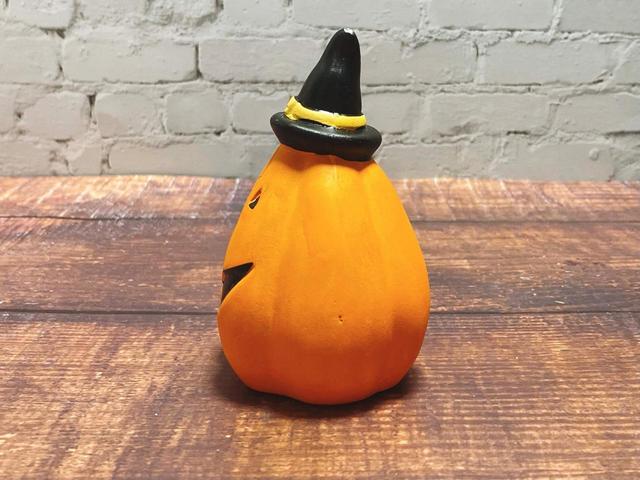 【ナチュラルキッチン】オブジェ魔女カボチャ縦長／税込330円