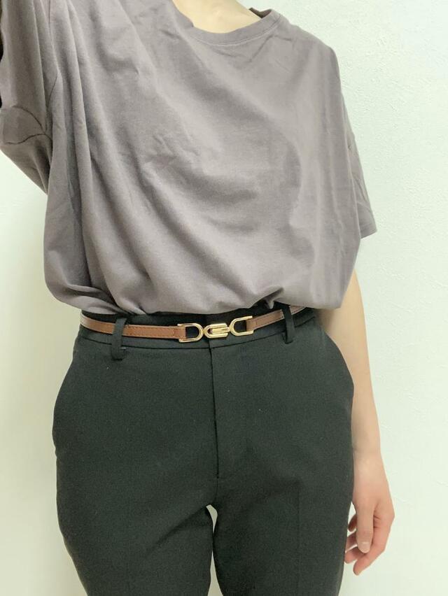 【GU コットンカラーラウンジセット】部屋着特有のペラペラ感がないので、ジャケットの下に着てもだらしなく見えません