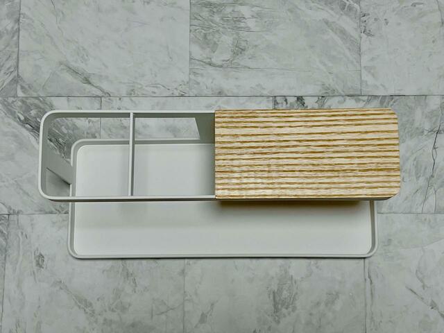 【山崎実業：towerシリーズ】トレイはゴムマット付き！