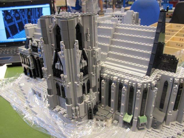 40万のレゴブロックでつくられた「世界遺産」