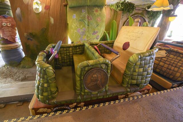 東京ディズニーシー「ファンタジースプリングス」内「フェアリー・ティンカーベルのビジーバギー」