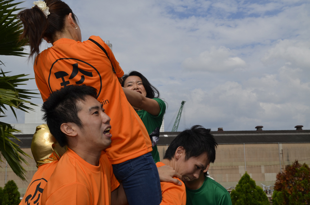 大阪発! これが「珍動会」の超笑える競技だ!