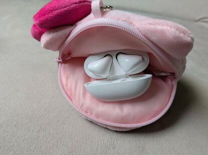 ハローキティ付録「ぬいぐるみポーチ」がピンク×ふわもちでかわい
