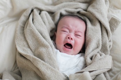 悩めるママ必見 最短2日で赤ちゃんが夜早く 長く眠る ねんねトレーニング 1 3 ハピママ