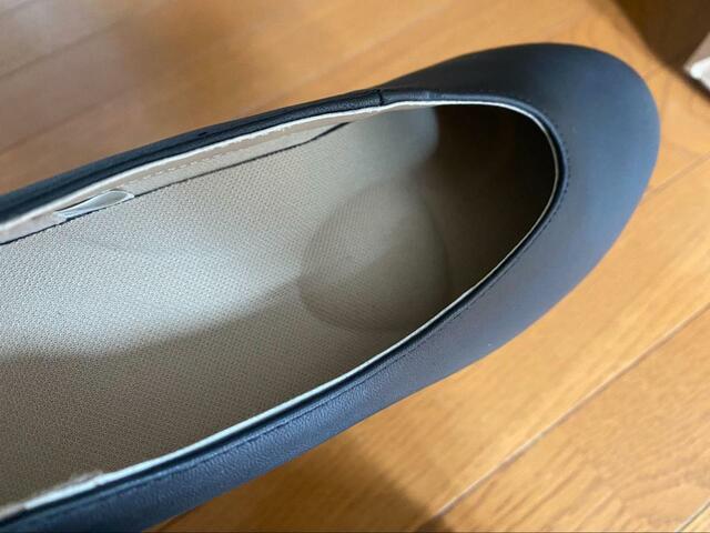 【無印良品　疲れにくい レザー深履きシューズ】ふわふわクッションで足を守る