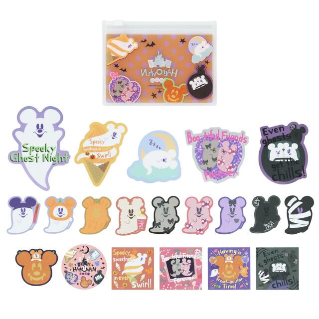 ステッカーセット（スライドジップケース付） 1,000円｜東京ディズニーリゾート「ディズニー・ハロウィーン」スペシャルグッズ｜販売店舗：東京ディズニーランド「ディズニー＆カンパニー」、東京ディズニーシー「エンポーリオ」｜発売日：2025年9月16日（火）