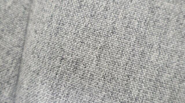 【ニトリ 枕になるコンパクト座椅子】色はグレーのみ。カバーは別売の「座椅子／チェア兼用ストレッチカバー」が対応しています