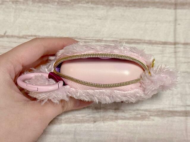 サイズにもよりますが、イヤホンも収納できます！