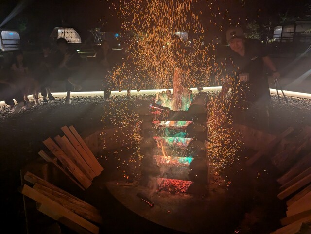 【ブリリアントヴィレッジ日光】夜にはキャンプファイヤーも