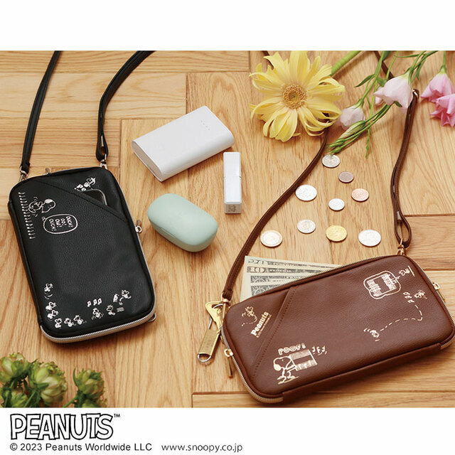 SNOOPY［スヌーピー］タテでもヨコでも持てる！スマホショルダー2,640円