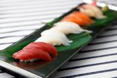 「【ディナー限定】お子様から大人も大好きな『握り寿司』」＜2023年11月1日（水）～ 11月7日（火）＞【10周年記念ビュッフェ“スーパーシーフード”」