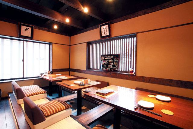 京ダイニング 笑良笑樂（烏丸御池）  内観