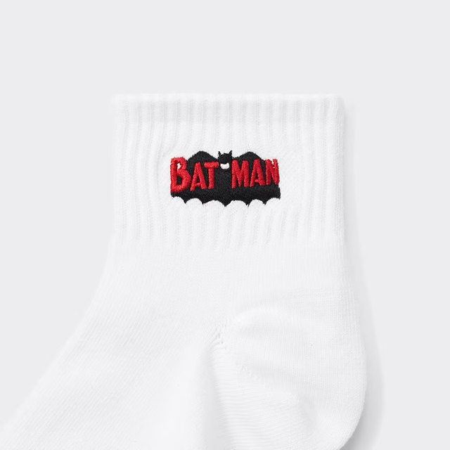 アンクルソックス ¥390｜GU「バットマン」85周年コラボレーション