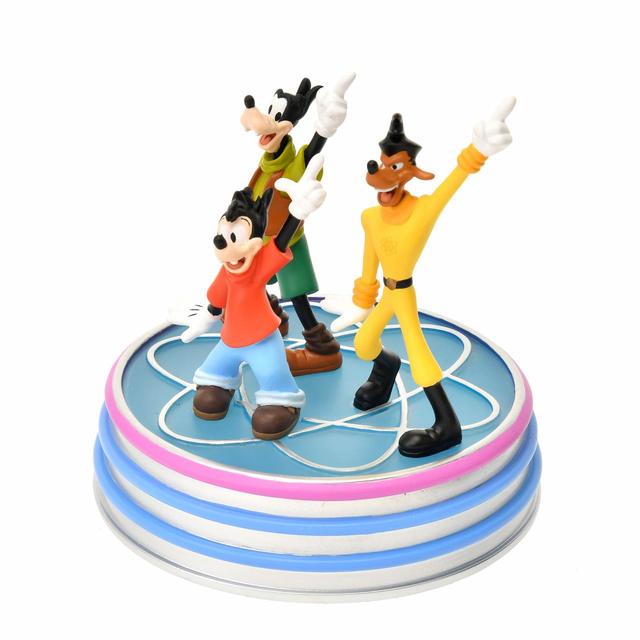 グーフィー、マックス、パワーライン フィギュア ライトアップ Dance with Goofy 6,600円