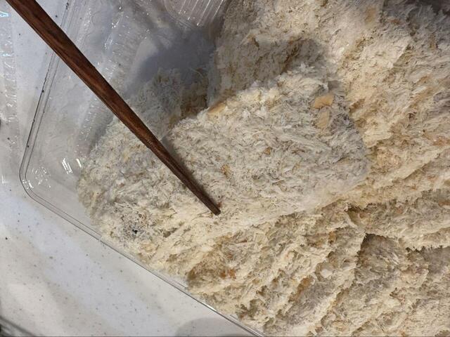 【コストコ AJIFLUFFY アジフライ】1枚が想像以上に大きく、取り出すたびに今日のメイン確定という安心感があります！