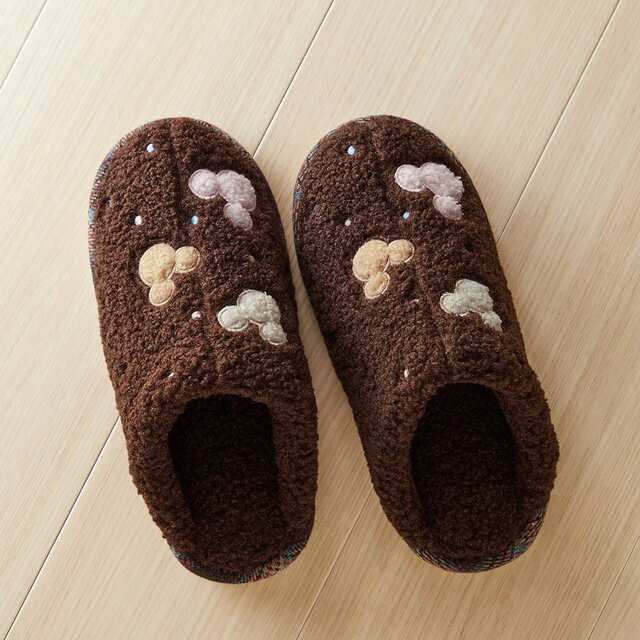 足首まであったかな脱ぎ履きしやすいもこもこボアスリッパ(選べるキャラクター)｜￥ 1,790 （税込）
