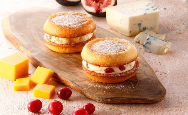 【東京ギフトパレット / ネコシェフ】「ネコシェフバーガーセット」2個入　1,080円