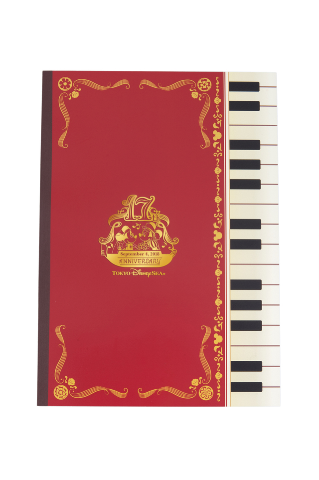 ノート ¥600｜東京ディズニーシー「17thアニバーサリー」グッズ｜2018年9月3日（月）発売