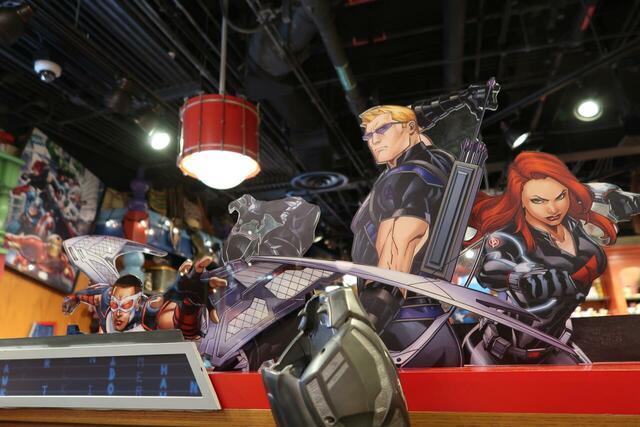 Marvel グッズもあり