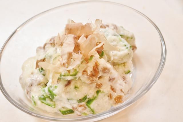 すった山芋と混ぜるだけ。