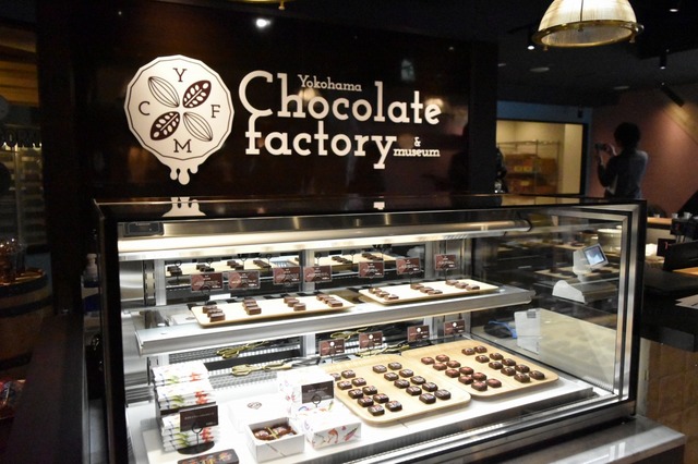 お土産にピッタリなボンボンショコラ