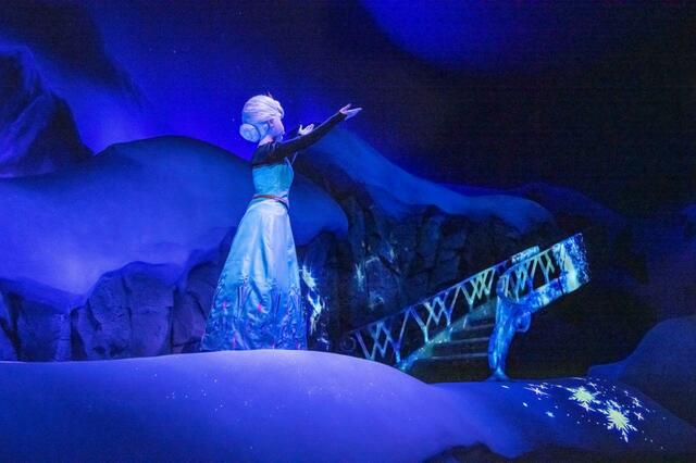 東京ディズニーシー「ファンタジースプリングス」内「アナとエルサのフローズンジャーニー」