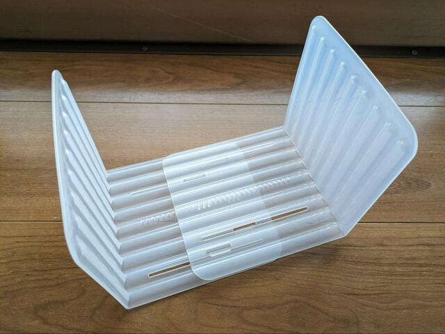 【ダイソー フリーザーエンド 】物の量に合わせて幅をスライド