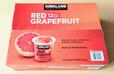 【コストコ　カークランドシグネチャー レッドグレープフルーツ シラップづけ　227g×12個　2280円】赤を基調としたパッケージが目を引く