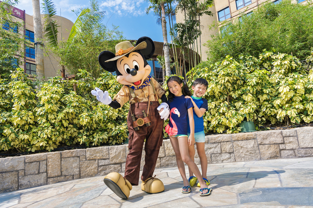 エクスプローラー・プールサイド・アドベンチャー｜香港ディズニーランド・リゾート「ディズニー・エクスプローラーズ・ロッジ」