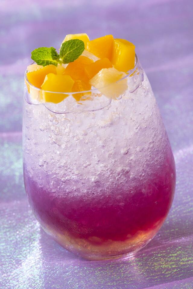 シャーウッドガーデン・レストラン“ディズニー100“スペシャルドリンク