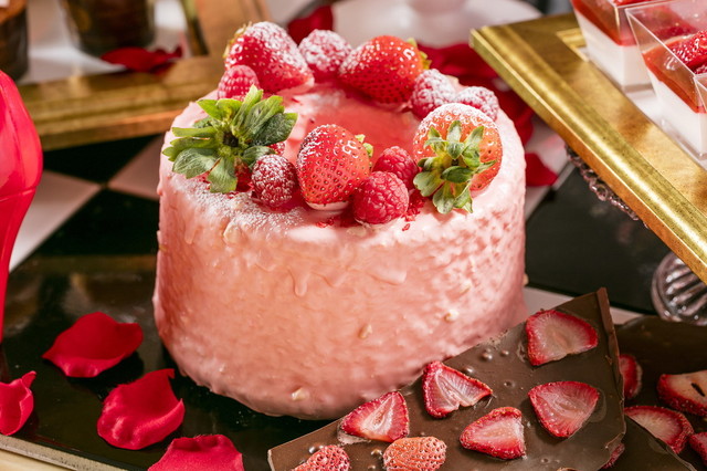 お嬢様のシークレットスイーツ ストロベリーチョコレートシフォンケーキ & たたき割ってさし上げて ストロベリーハンマーチョコレート