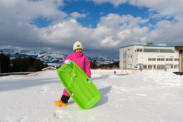 スマイルキッズパーク｜舞子スノーリゾート（日帰りスキーセンター）