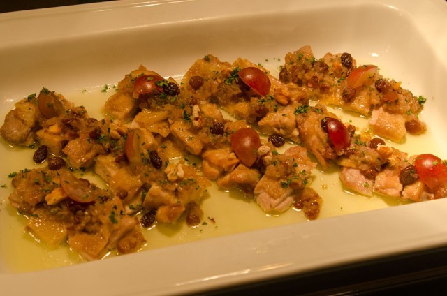 “ディズニー・ハロウィーン” ディナーブッフェ|東京ディズニーランドホテル「シャーウッドガーデン・レストラン」