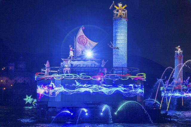 東京ディズニーリゾート「ビリーヴ！〜シー・オブ・ドリームス〜」 シーン６ © Disney