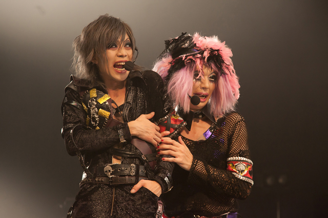 茶番中のえんそく（撮影・さわきみのり）