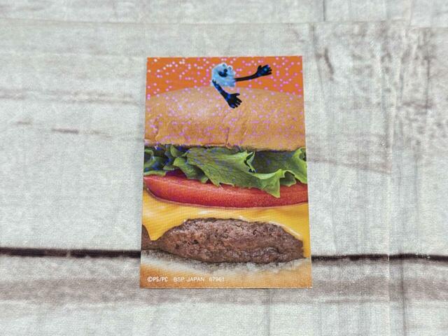 【⼀番くじ パペットスンスン】ホログラム仕様のデザインのステッカーもあります!