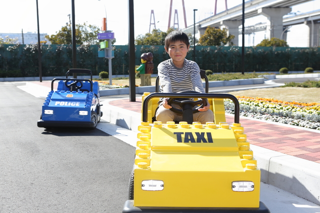 ドライビングスクール