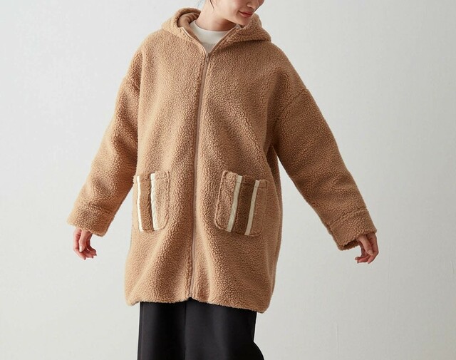 おしりが隠れる丈のボアジップブルゾン「チップ&デール」|¥ 8,990 (税込)