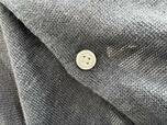 【無印良品 ＵＶカットフレンチリネンクルーネックカーディガン】ボタンは白で少しアクセント！